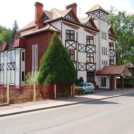 Hotel Familijny Osrodek Wypoczynkowo - Rehabilitacyjny Krynica-Zdrój Exterior foto